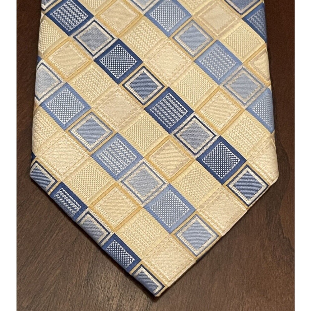 Platinum Designs Gold Blue Hand Made 100% Polyester Men’s Neck Tie Made In China